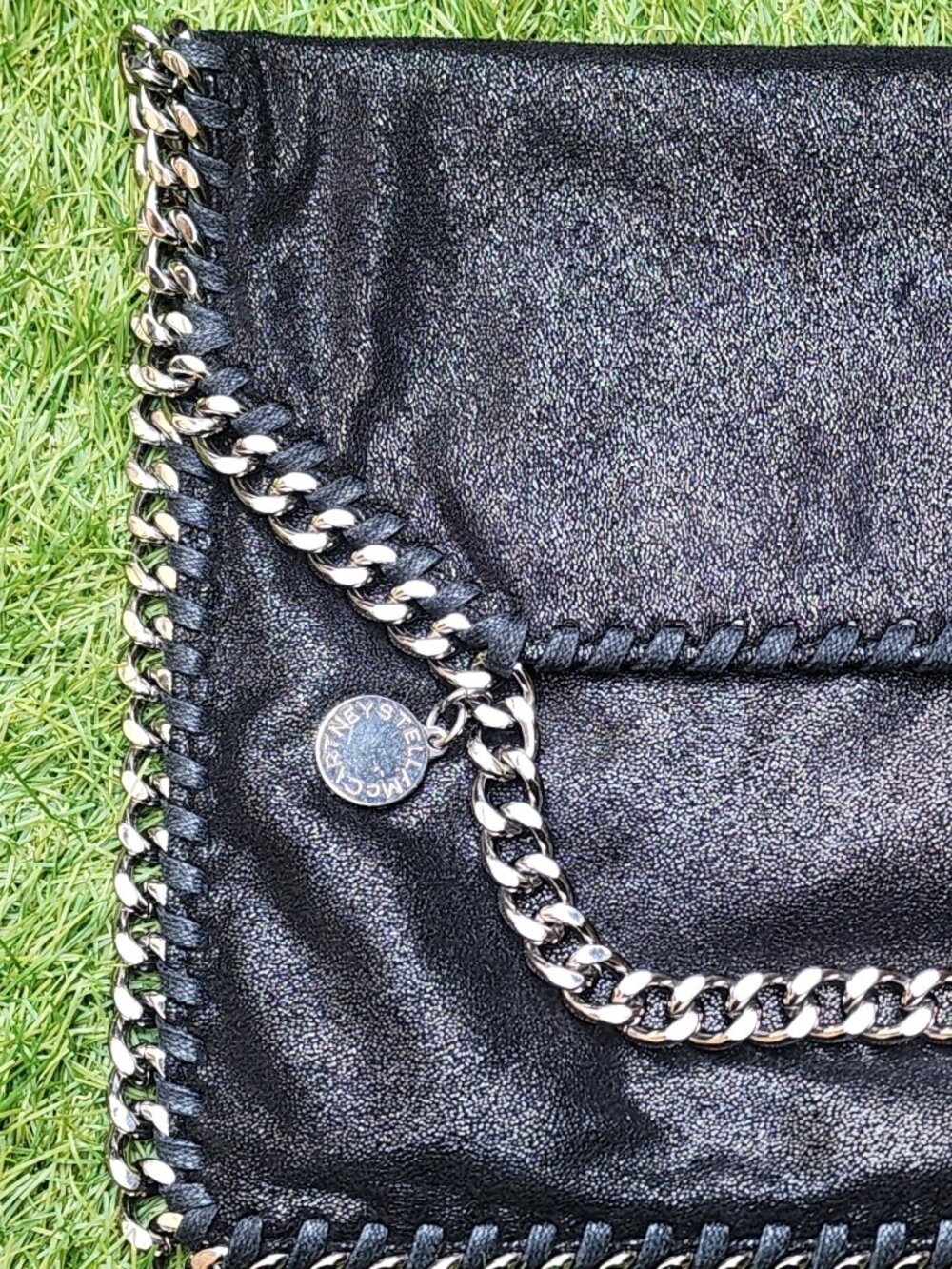 Stella McCartney Falabella bag in black - Picture 3 of 11